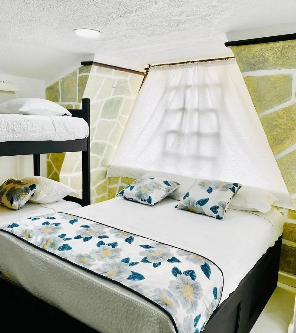 Alojamiento Casa-Posada Camell San Andrés 0*,